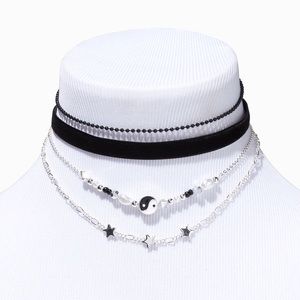 💖💎 Claire’s Black Yin Yang & Star Choker Necklaces (set of 3) 💞